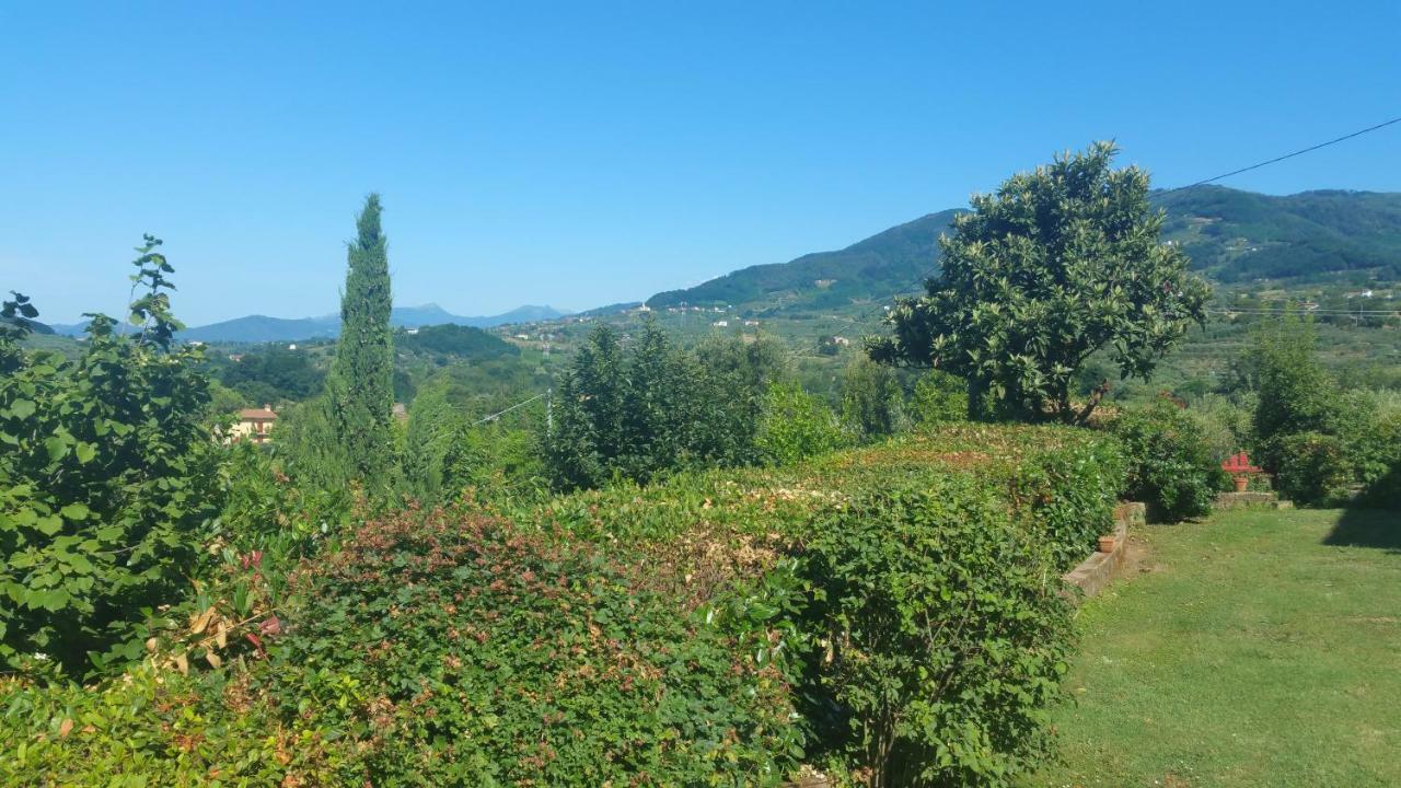 Il Fienile Del Colle Villa Pescia Buitenkant foto